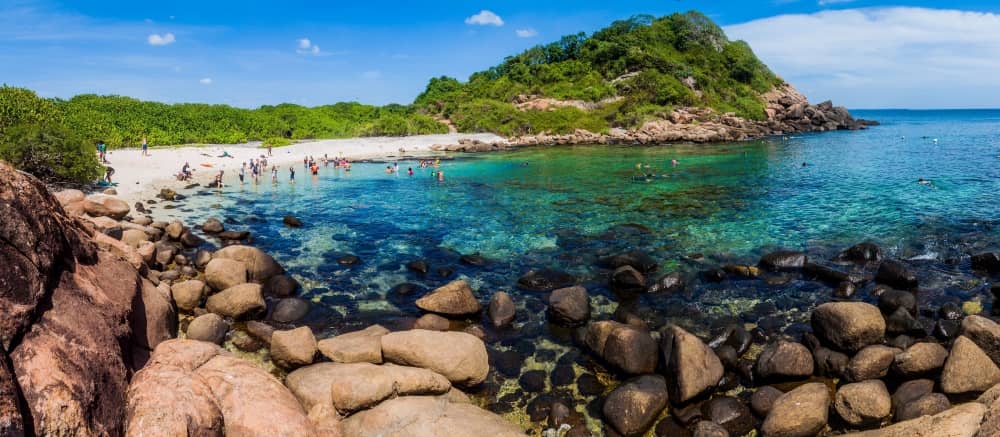 Pigeon Island is one of the three marine national parks of Sri Lanka.